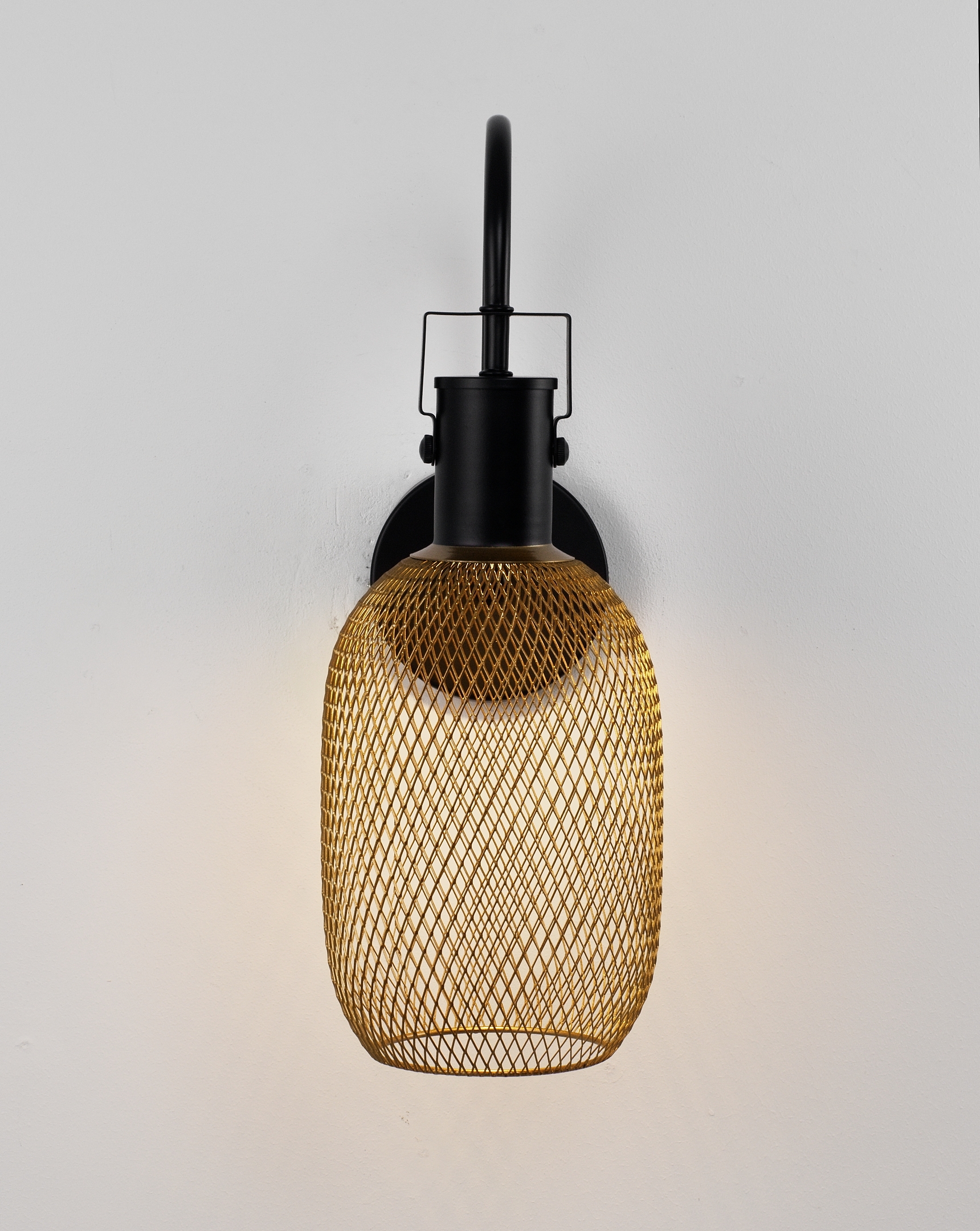 Бра Moderli V2800-1W Adalina 1*GU10*50W Бра Moderli V2800-1W Adalina 1*GU10*50W