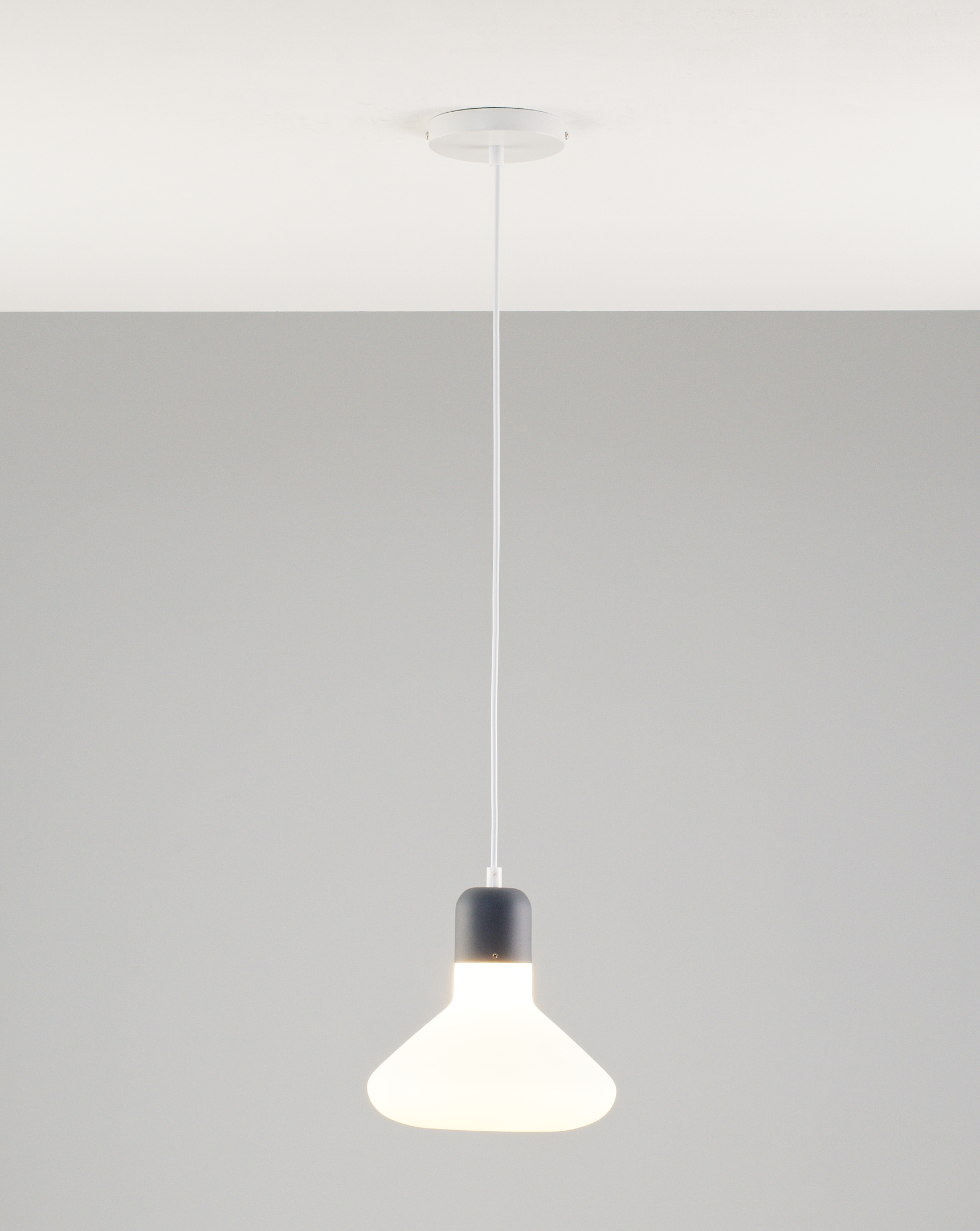 Подвесной светильник Moderli V1700-1P One 1*E27*60W Подвесной светильник Moderli V1700-1P One 1*E27*60W